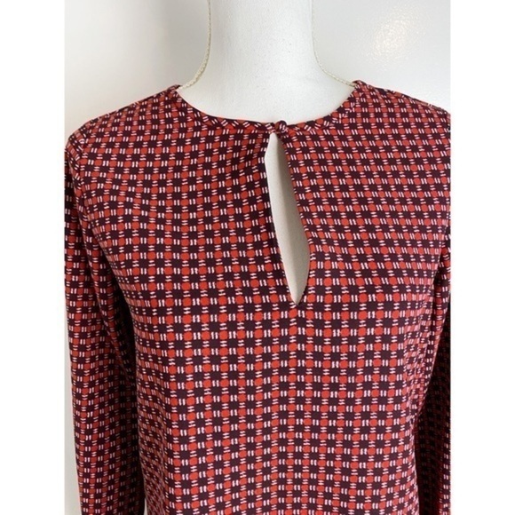 Joie • Red Burgundy Keyhole Pattern Tunic - Picture 2 of 4
